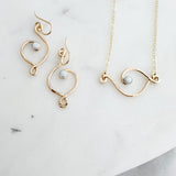 Wire heart Opal necklace