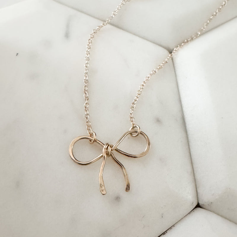 Bow Necklace