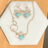 Turquoise diamond shaped with side clasp necklace