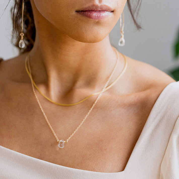 Crystal quartz simple necklace