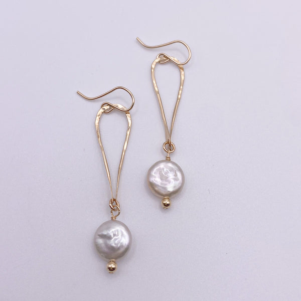Freshwater pearl drops earrings